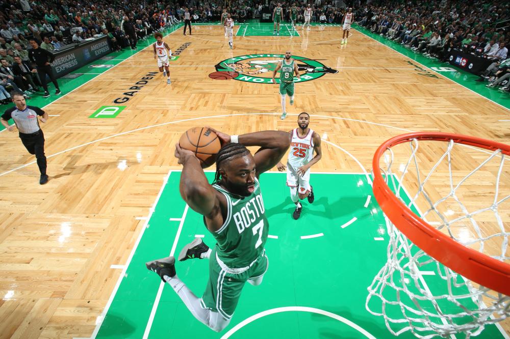 次眼神交流 次眼神交流